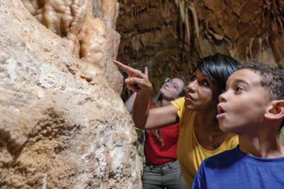 Natural Bridge Caverns